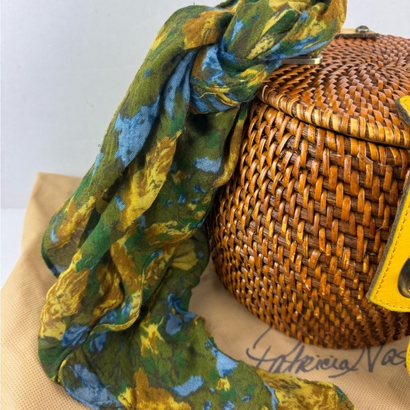 Patricia Nash 10th Anniversary Rare Yellow Wicker Basket Mirror Crossbody Purse. - Picture 6 of 16